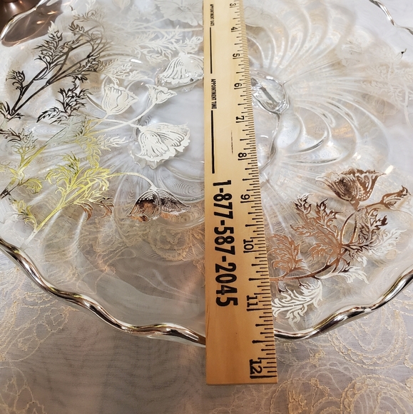 Silver City Flanders Cake Plate - Picture 14 of 14